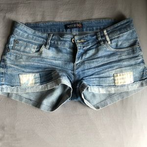 Levis denim shorts